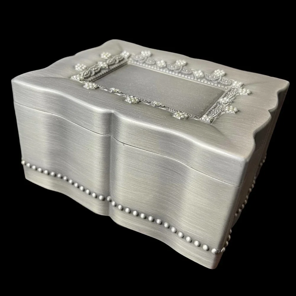 Things Remembered Metal Memory Jewelry Trinket Box Faux Pearls Velvet Lining